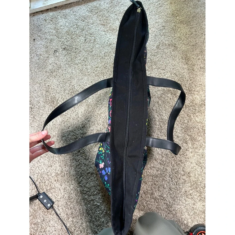 Victoria's Secret Floral Oversized Tote Bag Black‎ Pink Wildflower Zipper Travel